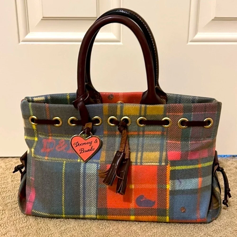 DOONEY & BURKE Plaid Tartan Handbag and Wallet Set - Multicolor, EUC